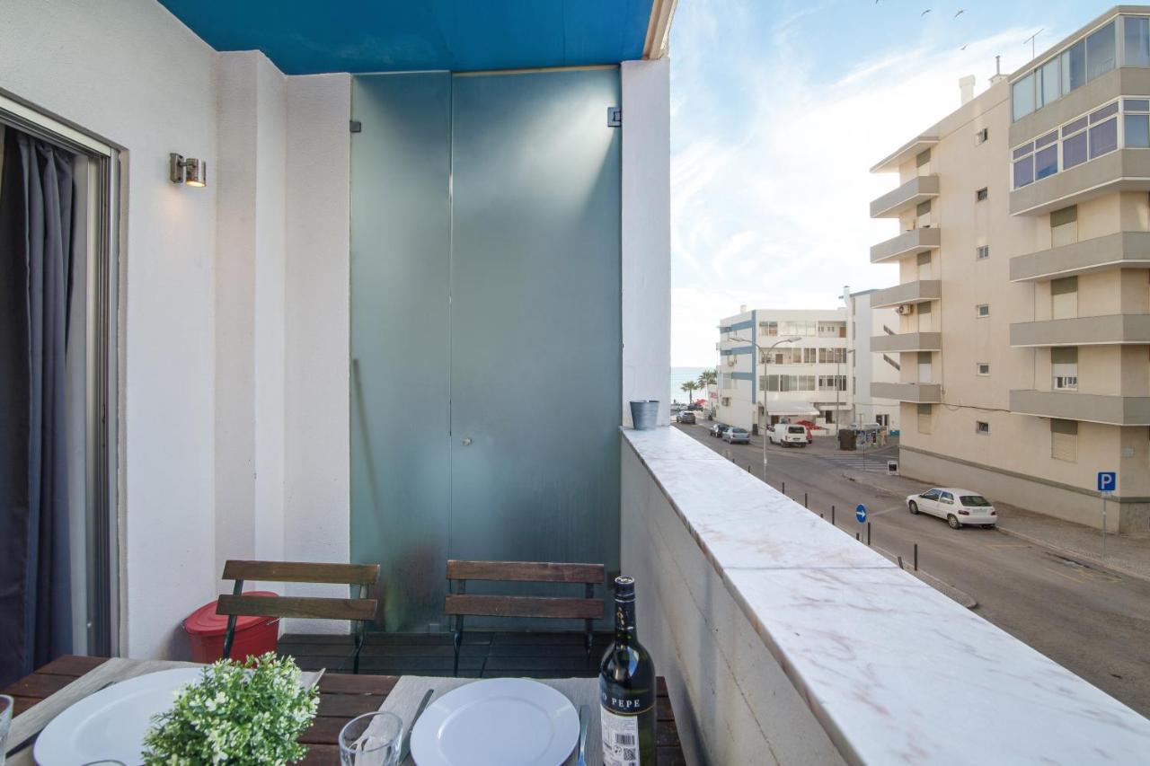 Modern Apartment By The Sea Quarteira Luaran gambar
