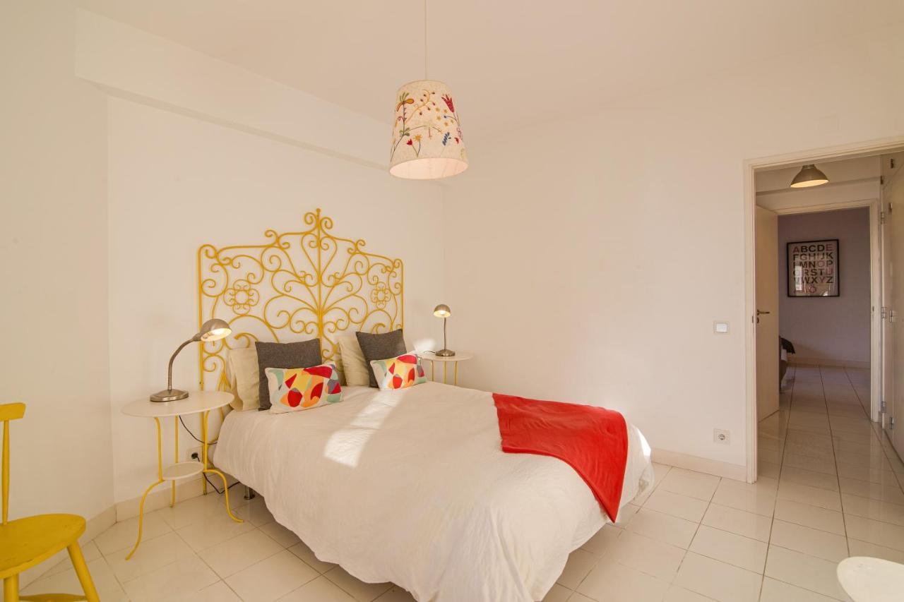 Modern Apartment By The Sea Quarteira Luaran gambar